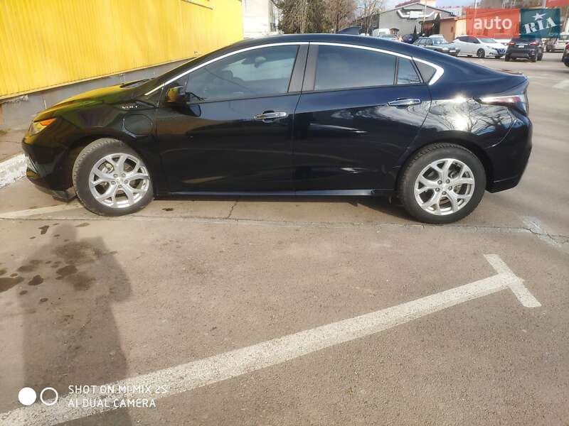 Хетчбек Chevrolet Volt 2017 в Ужгороді