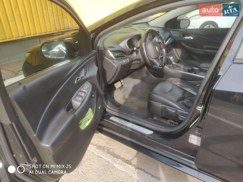 Хетчбек Chevrolet Volt 2017 в Ужгороді