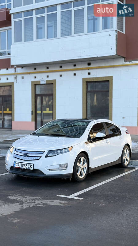 Хетчбек Chevrolet Volt 2013 в Умані