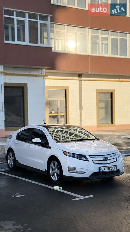 Хетчбек Chevrolet Volt 2013 в Умані