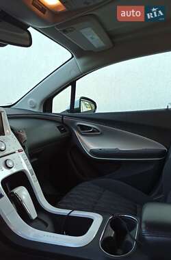 Хэтчбек Chevrolet Volt 2012 в 