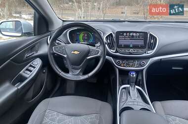 Хэтчбек Chevrolet Volt 2018 в Киеве