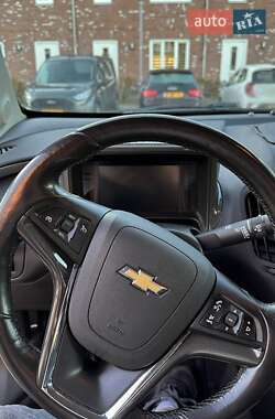 Хэтчбек Chevrolet Volt 2014 в 