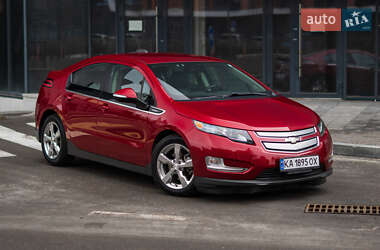 Хэтчбек Chevrolet Volt 2015 в Киеве