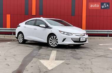 Хэтчбек Chevrolet Volt 2017 в Киеве