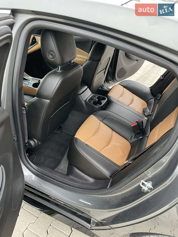 Хэтчбек Chevrolet Volt 2016 в Коломые