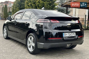 Хэтчбек Chevrolet Volt 2015 в 