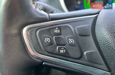 Хетчбек Chevrolet Volt 2016 в 