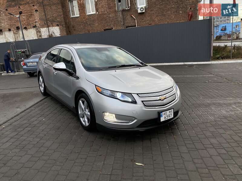 Хэтчбек Chevrolet Volt 2014 в Днепре