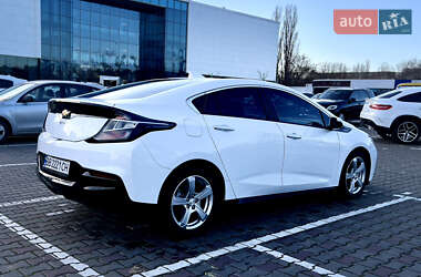 Хэтчбек Chevrolet Volt 2016 в 