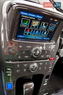Хэтчбек Chevrolet Volt 2014 в 