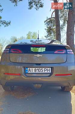 Хэтчбек Chevrolet Volt 2013 в 