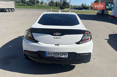 Хэтчбек Chevrolet Volt 2018 в 