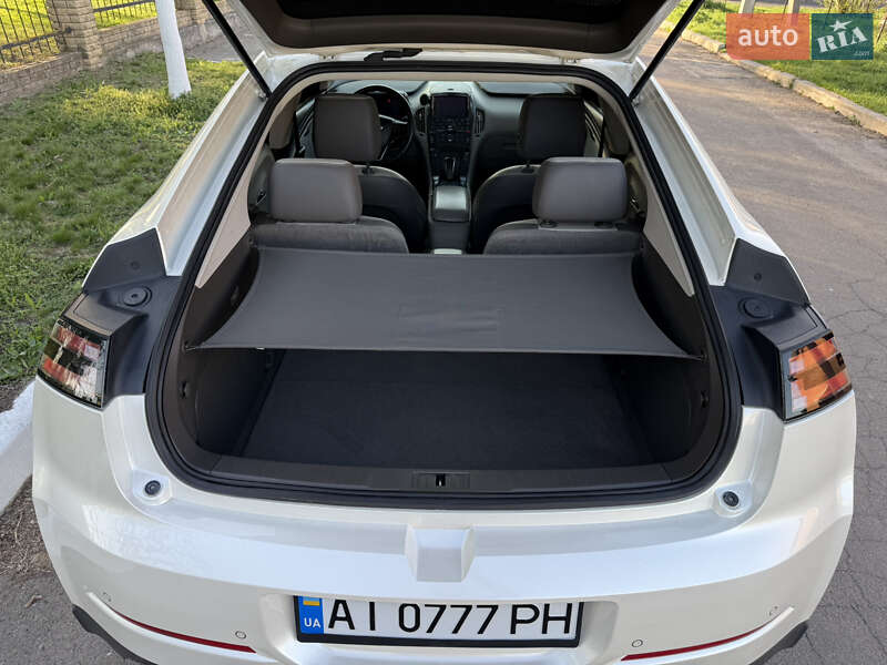 Хетчбек Chevrolet Volt 2013 в Києві