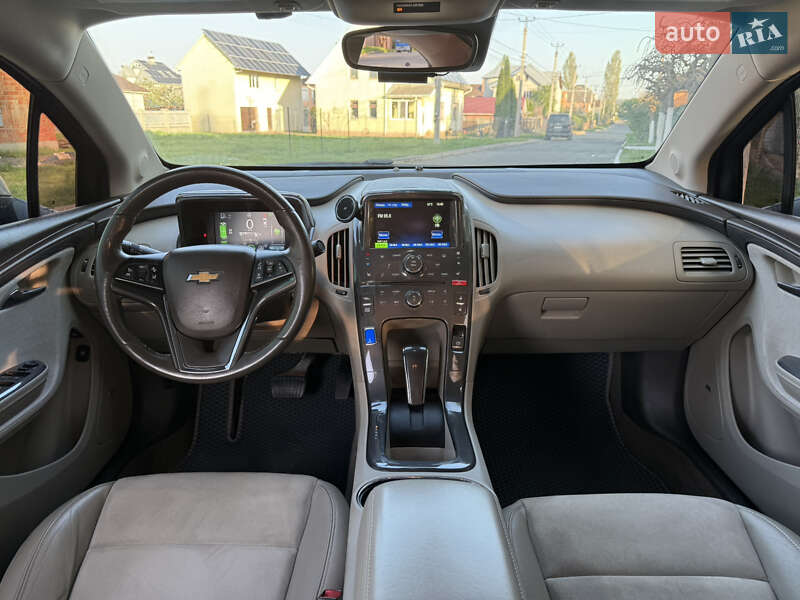 Хетчбек Chevrolet Volt 2013 в Києві