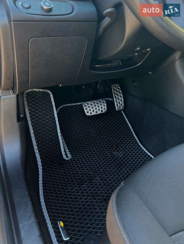 Хэтчбек Chevrolet Volt 2019 в Николаеве