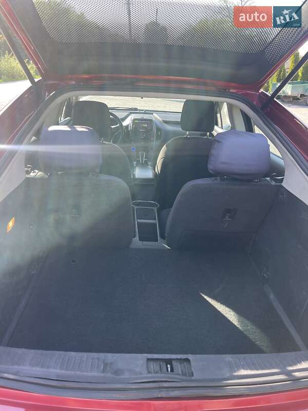 Хетчбек Chevrolet Volt 2014 в Косові