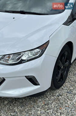 Хэтчбек Chevrolet Volt 2016 в 