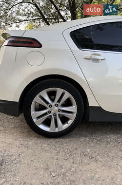 Хетчбек Chevrolet Volt 2013 в 