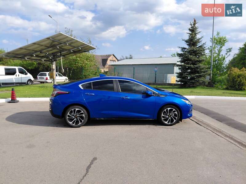 Хэтчбек Chevrolet Volt 2018 в Василькове