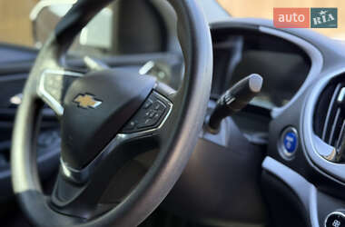 Хетчбек Chevrolet Volt 2018 в 