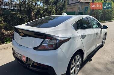 Хэтчбек Chevrolet Volt 2017 в 