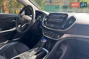 Хэтчбек Chevrolet Volt 2017 в 