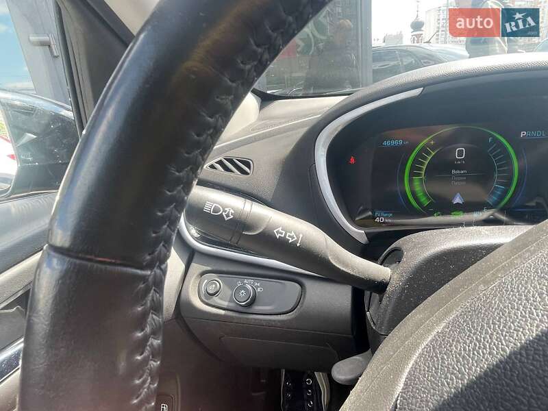 Хэтчбек Chevrolet Volt 2018 в Киеве