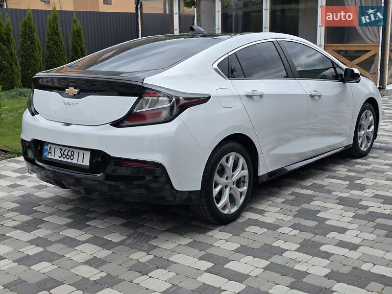 Хетчбек Chevrolet Volt 2017 в Києві