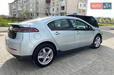 Хэтчбек Chevrolet Volt 2012 в 