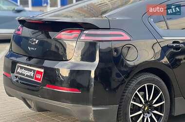 Хэтчбек Chevrolet Volt 2013 в 