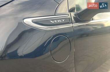 Хэтчбек Chevrolet Volt 2013 в 