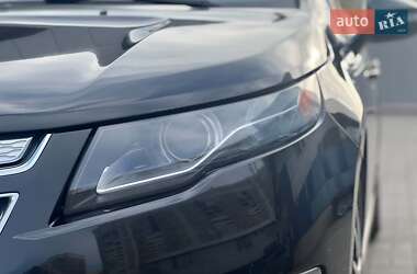 Хэтчбек Chevrolet Volt 2013 в 