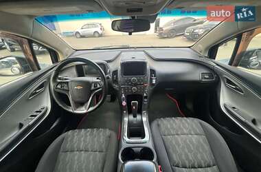 Хэтчбек Chevrolet Volt 2013 в 