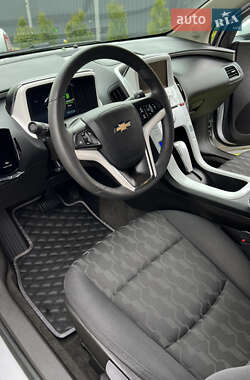 Хетчбек Chevrolet Volt 2012 в 
