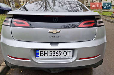 Хэтчбек Chevrolet Volt 2012 в 