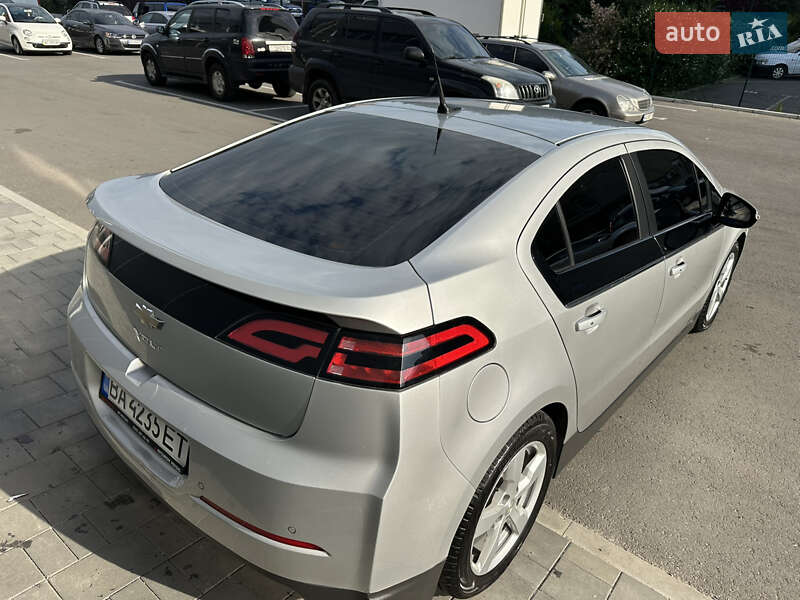 Хетчбек Chevrolet Volt 2014 в Дніпрі фото 5 Хетчбек Chevrolet Volt 2014 в Дніпрі