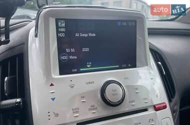 Хэтчбек Chevrolet Volt 2011 в 