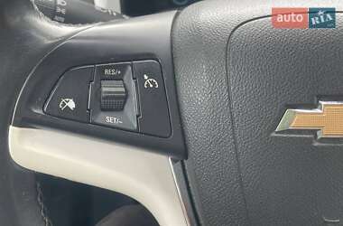 Хэтчбек Chevrolet Volt 2011 в 