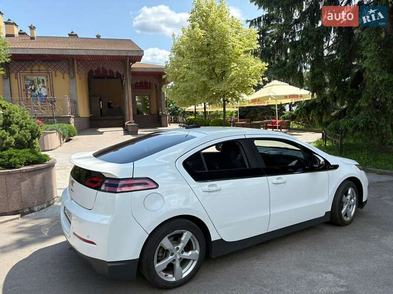 Хэтчбек Chevrolet Volt 2015 в Полтаве фото 6 Хэтчбек Chevrolet Volt 2015 в Полтаве