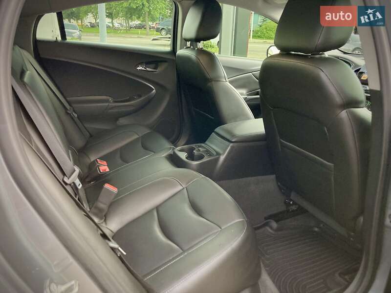 Хетчбек Chevrolet Volt 2018 в Києві