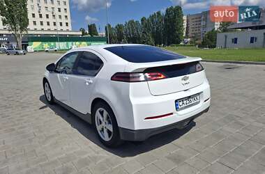 Хэтчбек Chevrolet Volt 2015 в 