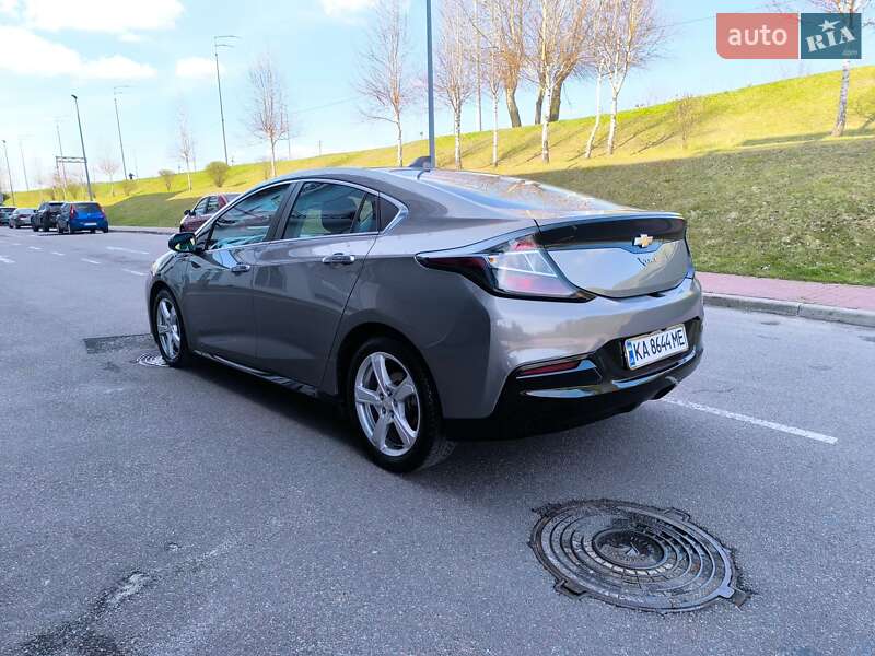 Хетчбек Chevrolet Volt 2017 в Києві