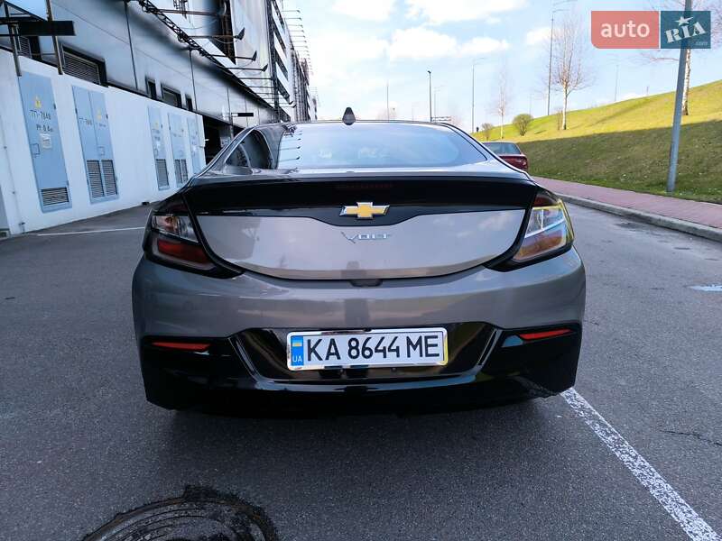Хетчбек Chevrolet Volt 2017 в Києві
