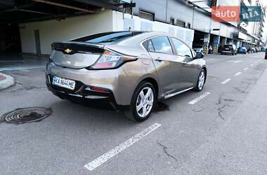 Хэтчбек Chevrolet Volt 2017 в 