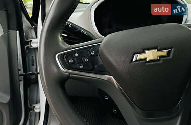 Хетчбек Chevrolet Volt 2017 в 