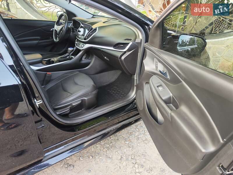Хэтчбек Chevrolet Volt 2019 в Новых Санжарах
