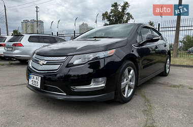 Хэтчбек Chevrolet Volt 2015 в Киеве