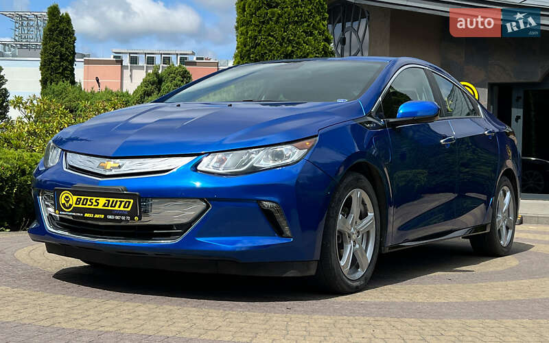 Хэтчбек Chevrolet Volt 2015 в Львове