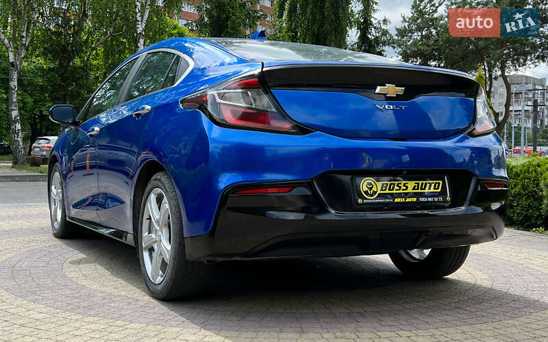 Хэтчбек Chevrolet Volt 2015 в Львове